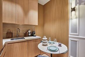 Sublim 1bdr AC Arc de Triomphe Champs Elysees by Studio Prestige