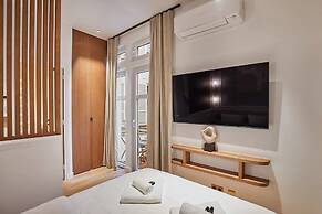Sublim 1bdr AC Arc de Triomphe Champs Elysees by Studio Prestige
