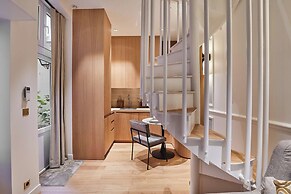 Sublim 1bdr AC Arc de Triomphe Champs Elysees by Studio Prestige