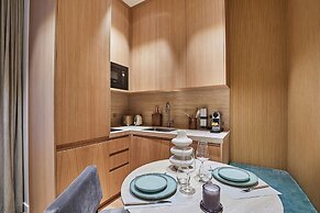 Sublim 1bdr AC Arc de Triomphe Champs Elysees by Studio Prestige