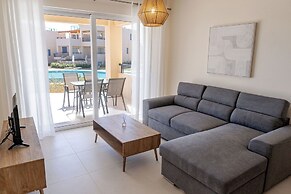 Phaedrus Living: Seaside Thalassa Cretan 103