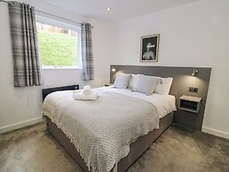Premier Lodge 72