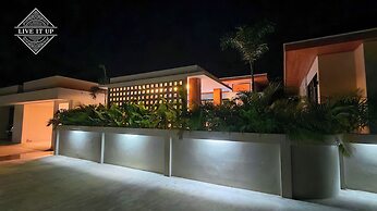 Santi Tara Villas