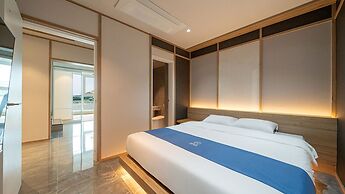 HOTEL OPUS