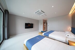 HOTEL OPUS