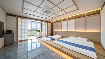HOTEL OPUS