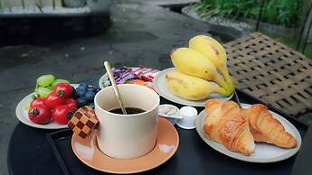 Tengchong Hot Spring Family Resort