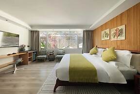 Tengchong Hot Spring Family Resort