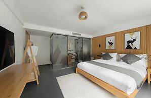 Tengchong Hot Spring Family Resort