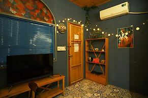 1984 Hotel Kien Giang