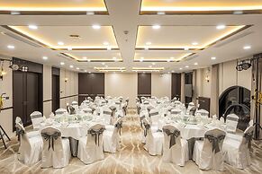 Iconique Hotel Nha Trang
