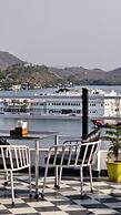 Hotel Lake Star Bistro