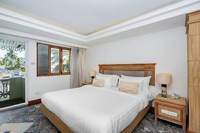 The Taksim Royal Beachfront Resort