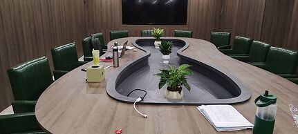 Nature Hotel - Lac Long Quan