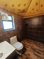 The Quila Camps & Resort