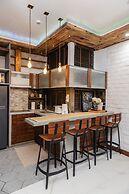 Modern 1BR Walk to Beach & City Spots