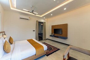 Milestone Resort