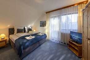 AMAYA Hotel & Suites