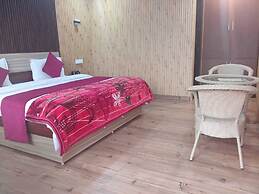 The Dhanaulti chalet