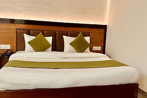Hotel Yash Regency - Managed by JMD Group