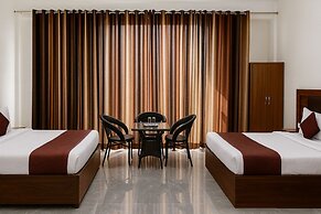 Hotel Yash Regency - Managed by JMD Group