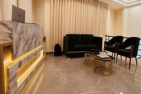 Hotel Yash Regency - Managed by JMD Group