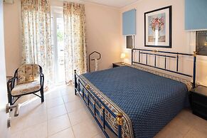 Seaside Retreat in Diminio