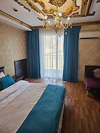 Club Rose Bay Hotel
