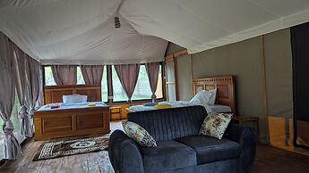DoubleG Safaris and Camp Mikumi