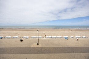 Studio on the 3rd Floor With Phenomenal sea View