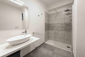 Brand new apartment in Florence by MMega