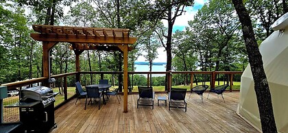 Falling Stars at Bull Shoals Lake