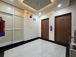 Satya Nikunj INN