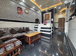 Satya Nikunj INN