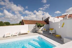 ST Apart 01 in Atouguia da Baleia