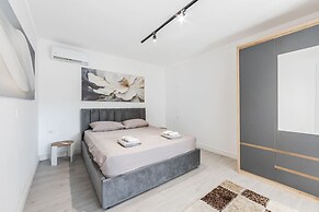 Green Luxe Suite 2 in Shkod r