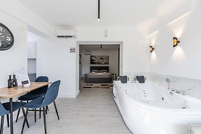 Green Luxe Suite 2 in Shkod r