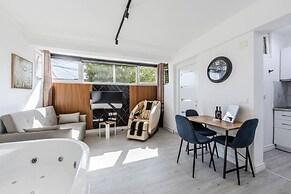 Green Luxe Suite 2 in Shkod r