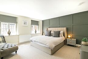 Stunning Townhouse in Cirencester
