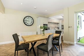 Stunning Townhouse in Cirencester