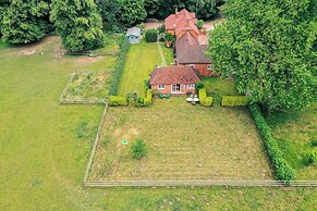 Idyllic Countryside Cottage