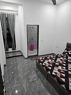 Hotel Virat palace