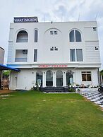 Hotel Virat palace