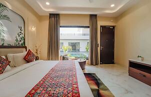 WEEKEND WALA GHAR