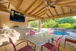 3 Mi to Granite Reef: Spacious Retreat w/ Pool