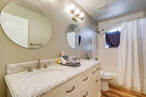 3 Mi to Granite Reef: Spacious Retreat w/ Pool