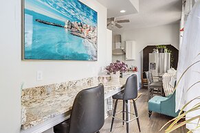 Walkable Apt in York St Historic District