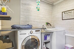 Walkable Apt in York St Historic District