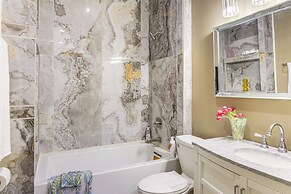 Walkable Apt in York St Historic District