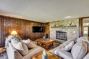 Tee Off in the Mtns: Sky Valley Condo w/ View!